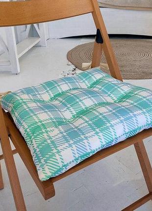 Подушка на стул с завязками бело-берюзовые квадраты