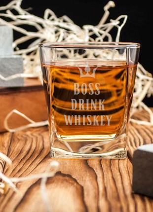 Стакан для виски квадратный "drink whiskey", крафтова коробка