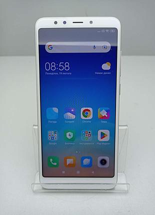 Мобільний телефон смартфон Б/У Xiaomi Redmi 5 3/32Gb