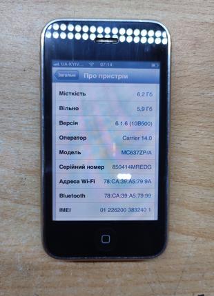 Раритет Apple iPhone 3GS 8 Gb + чехол