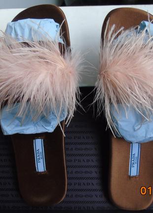 Шлепки женские Пантолеты с декором перьями Prada Milano 40 размер