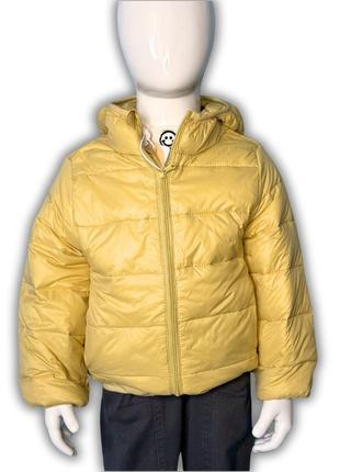 Желтая демисезонная детская куртка