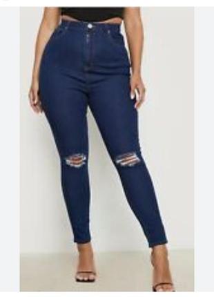 Классные женские рваные джинсы boohoo 38 в новом состоянии