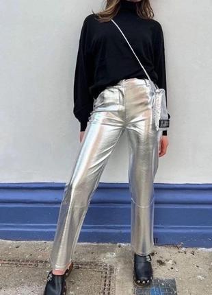Кожаные брюки металлик идеальная посадка прямой крой
