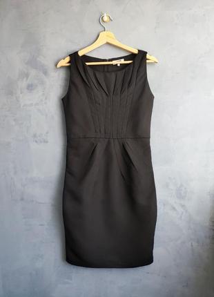 Маленькое черное платье от moschino
