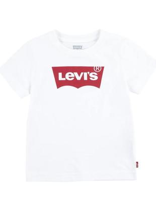 Новая футболка levi's 10-12 лет