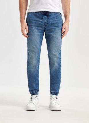 Чоловічі джинсові джогери c&a