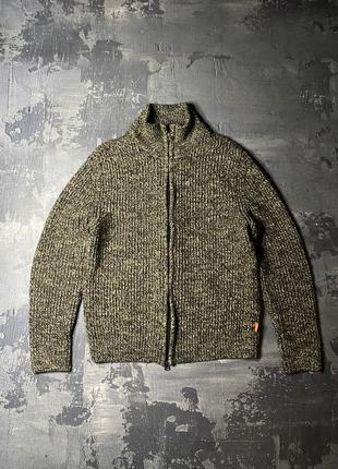 Мужской плотный свитер hugo boss original sweater