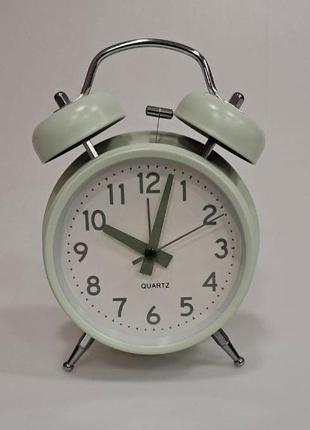 Часы будильник Clock на батарейке АА настольные часы с будильн...
