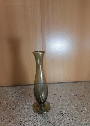 Маленькая винтажная стеклянная вазочка с золотистым декором