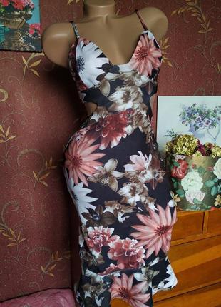 Платье миди с вырезами с цветочным принтом от boohoo