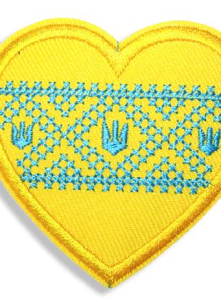 Аппликация для одежды нашивка Украинское Сердце с вышитым орна...