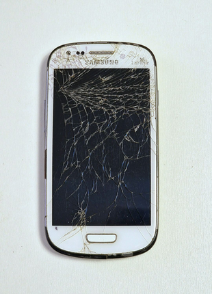 Телефон Samsung GT-I8190 на запчастини