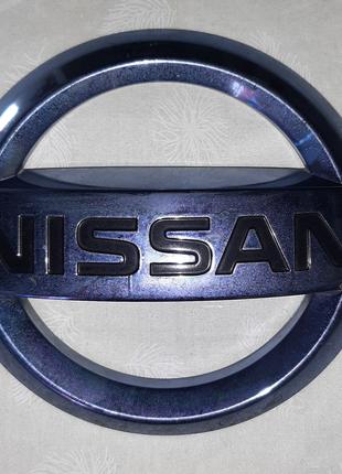 Продам эмблему на NISSAN