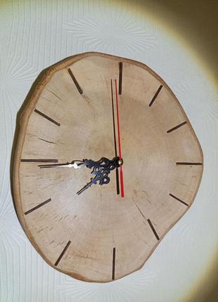 Годинник настінний  з дерева