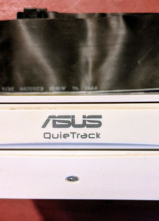 DVD ROM Asus QuieTrack DVD-E616A 16Xmax+шлейф IDE Asus в подарок!