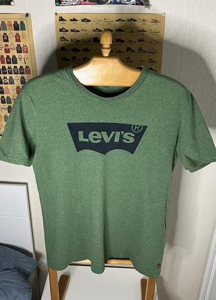 Levi’s big logo khaki хаки футболка левис