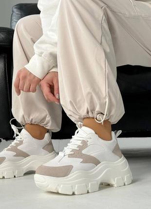 Жіночі кросівки екошкііра білі з сірим