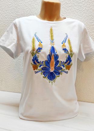 Футболка с вышивкой Цветущая Украина на белом, футболка вышивк...