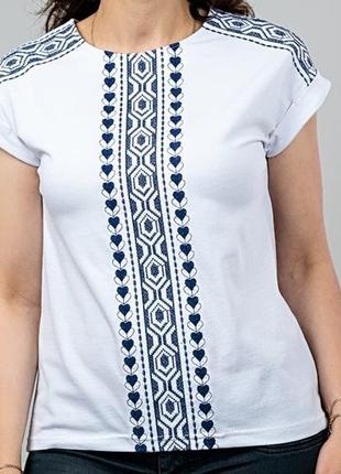 Женская футболка вышиванка, белая с синим орнаментом