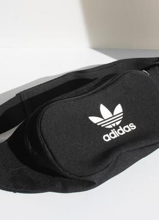 Поясная сумка бананка adidas