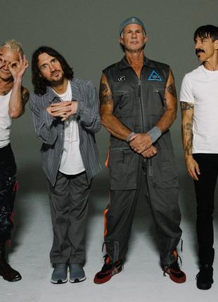 Збірник музики Pink Floyd та Red Hot Chili Peppers на CD-диску