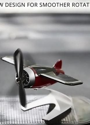 Сувенір модель літака анімація в машину. Solar Airplane
