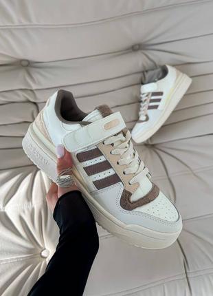 Женские кроссовки adidas forum teddy beige