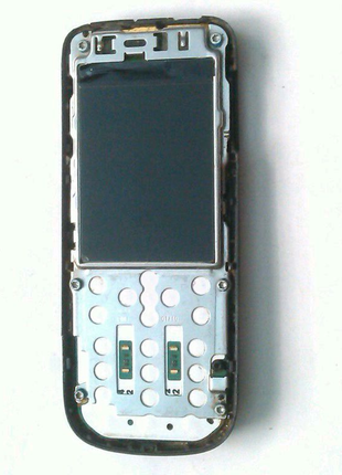 Nokia 2700c -2