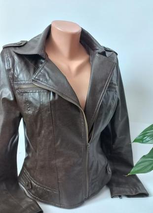 Кожаная коричневая женская куртка нова 46 размер orsay