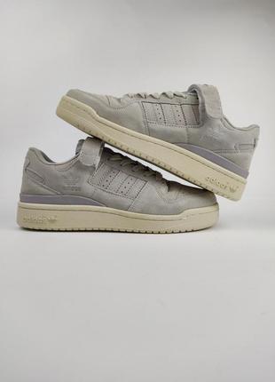 Adidas forum gray