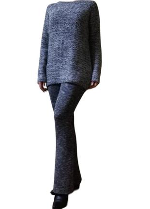Удлиненный пуловер,крупная вязка
