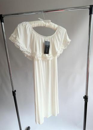 Платье в стиле zara в белом цвете, размер с-м