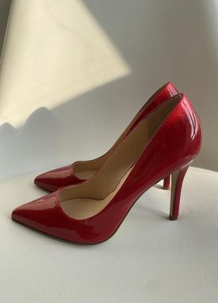 Роскошные красные лодочки туфли на шпильке graceland