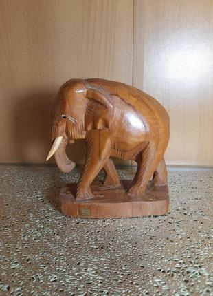 Вінтажна статуетка дерев'яний слон