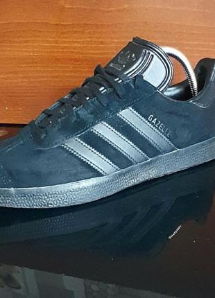 Кроссовки мужские оригинал adidas gazelle 42р.(26см)