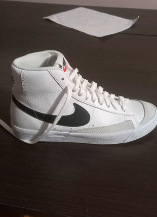 Оригінальні кросівки Nike Blazer