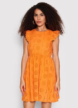 Платье женское оранжевое прошва мини