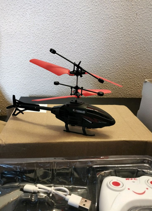 Гелікоптер радіокерований іграшка