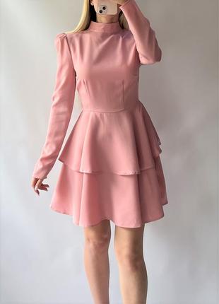 Платье в розовом цвете, размер xs
