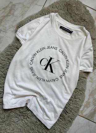 Футболку жіноча calvin klein