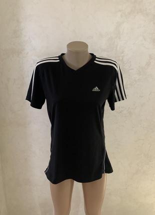 Спортивная футболка adidas черная