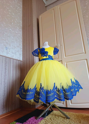 Жовта с блакитним сукня  для дівчинки  під замовлення