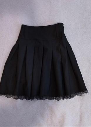 Классическая школьная юбка в складку на девочку подростка