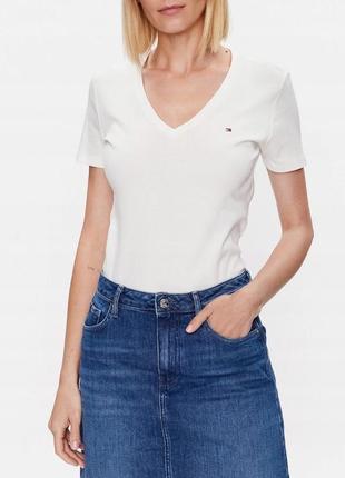 Футболка базовая белая v neck tommy hilfiger