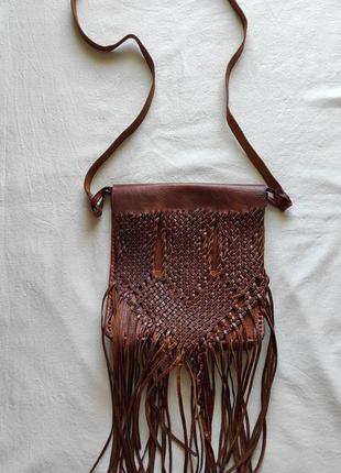 Вінтажна повністю шкіряна сумка прикрашена плетеними бахромою р..