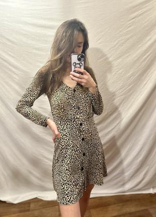 Леопардовое платье-рубашка от divided