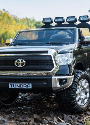 Детский двухместный электромобиль Toyota Tundra (черный цвет) ...