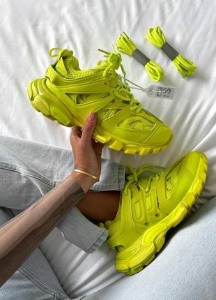 Balenciaga track neon