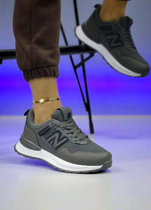 Кросівки new balance